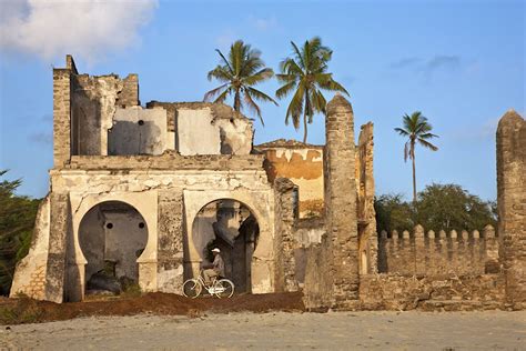  ローリ・バガの遺跡、アトラクション満載で歴史探訪に最適！