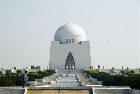  Quaid-e-Azam Mausoleum：パキスタンの歴史と栄華を体感できる壮大な霊廟