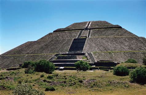  テオティワカンの太陽ピラミッド！古代文明の謎と壮大なスケールに圧倒される