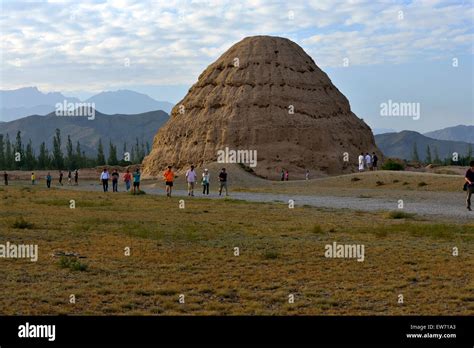 西夏王陵、古代文明の謎と壮大さに息を呑む！